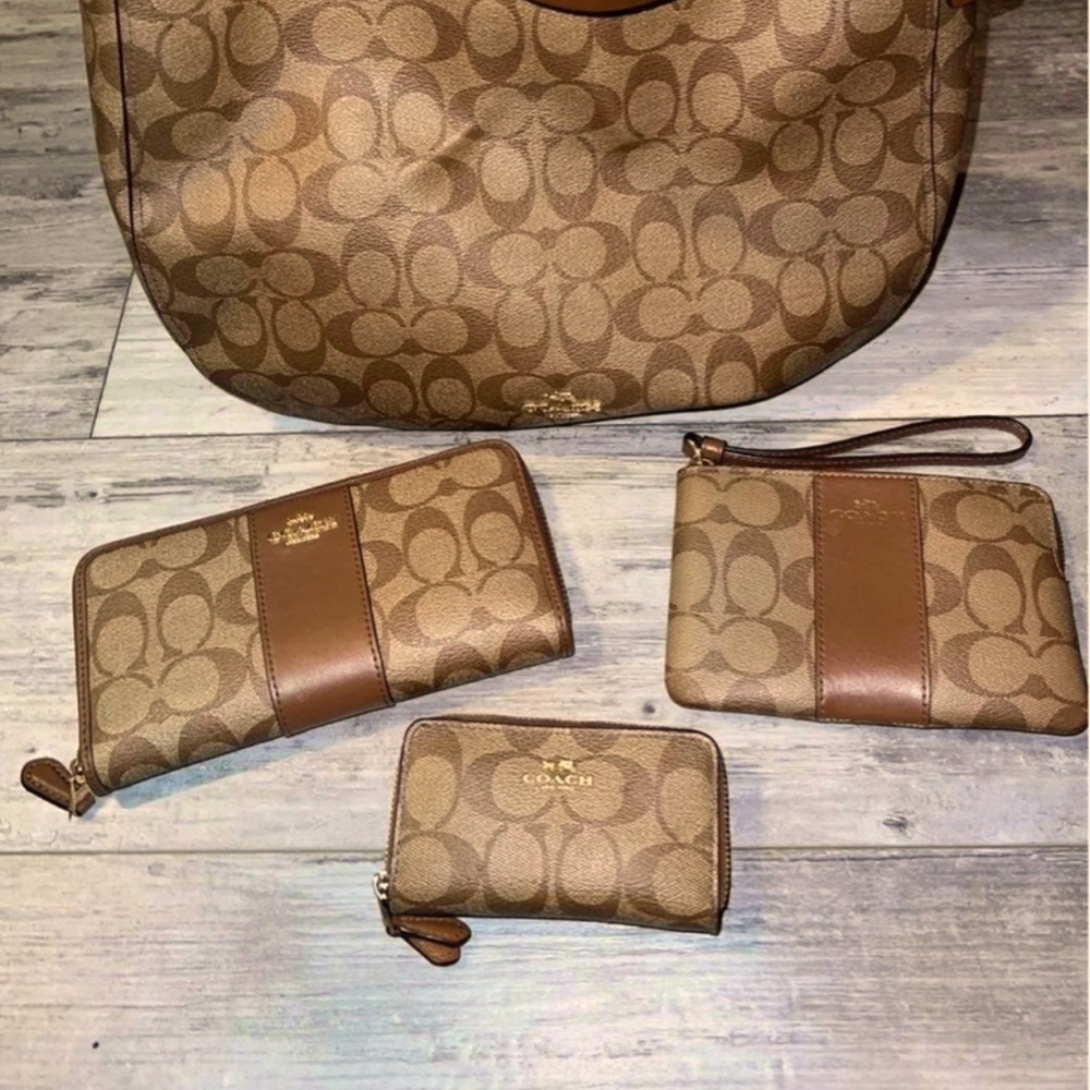 Coach 4 piece set!
